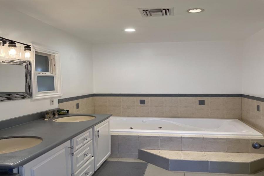 Сasa de vacaciones 2 Bedroom In Beverly Hills With Jacuzzi